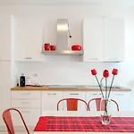 Dodo Red By 