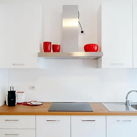 Dodo Red By 