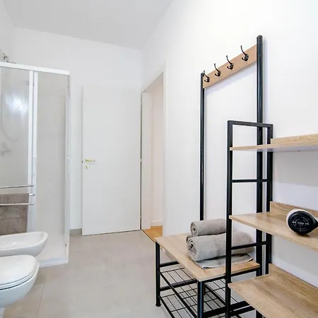 Apartment Dodo Red - The House Of Travelers Como