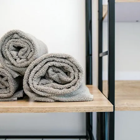 Dodo Red - The House Of Travelers Apartament